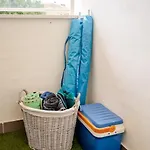 Nuevo, Disfruta Del Silencio, Familias Con Ninos, Aire Acondicionado, 2 Banos, Wifi, Terraza, Playa, Toallas Y Sombrillas Benajarafe