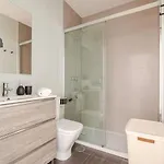 Nuevo, Disfruta Del Silencio, Familias Con Ninos, Aire Acondicionado, 2 Banos, Wifi, Terraza, Playa, Toallas Y Sombrillas