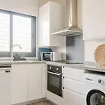 Nuevo, Disfruta Del Silencio, Familias Con Ninos, Aire Acondicionado, 2 Banos, Wifi, Terraza, Playa, Toallas Y Sombrillas *