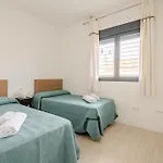 Nuevo, Disfruta Del Silencio, Familias Con Ninos, Aire Acondicionado, 2 Banos, Wifi, Terraza, Playa, Toallas Y Sombrillas *