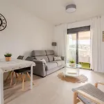 Lejlighed Nuevo, Disfruta Del Silencio, Familias Con Ninos, Aire Acondicionado, 2 Banos, Wifi, Terraza, Playa, Toallas Y Sombrillas Benajarafe