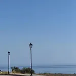 Lejlighed Nuevo, Disfruta Del Silencio, Familias Con Ninos, Aire Acondicionado, 2 Banos, Wifi, Terraza, Playa, Toallas Y Sombrillas *